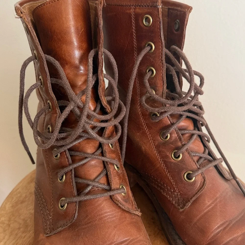 Frye Veronica Combat Cognac Leather Lace Up Boots - Picture 2 of 3